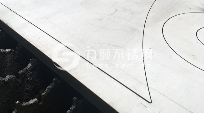 九州体育 bet9(中国)有限公司:激光切割厚板成品，受客户好评